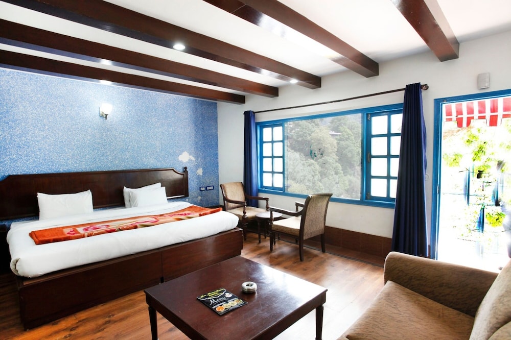 Premium, King Bed, Manu Maharani Regency 8/10