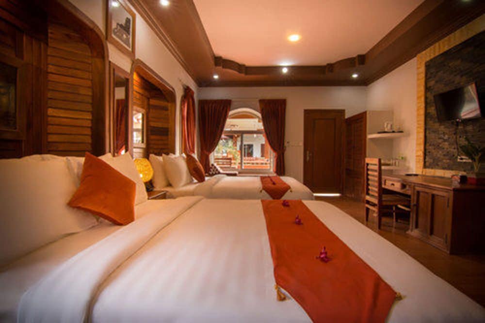 Ravorn Villa Boutique 42/66