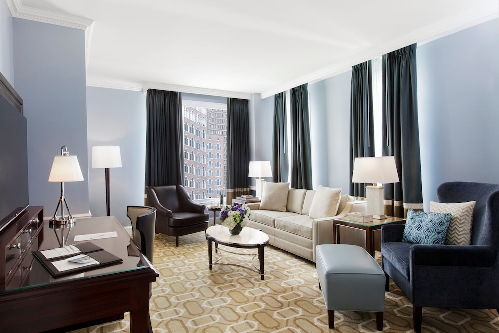 Boston Harbor Hotel 36/71