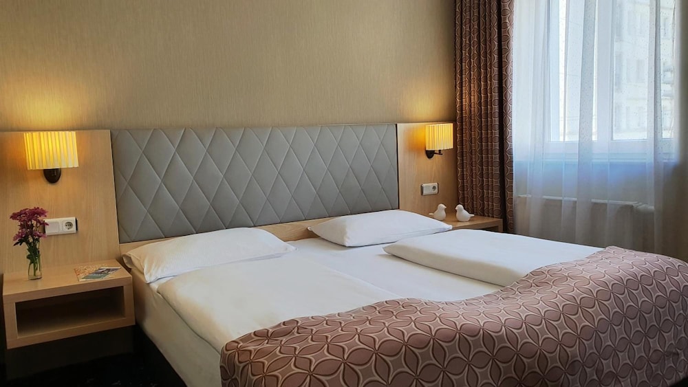 Hotel Atlas Halle 21/71