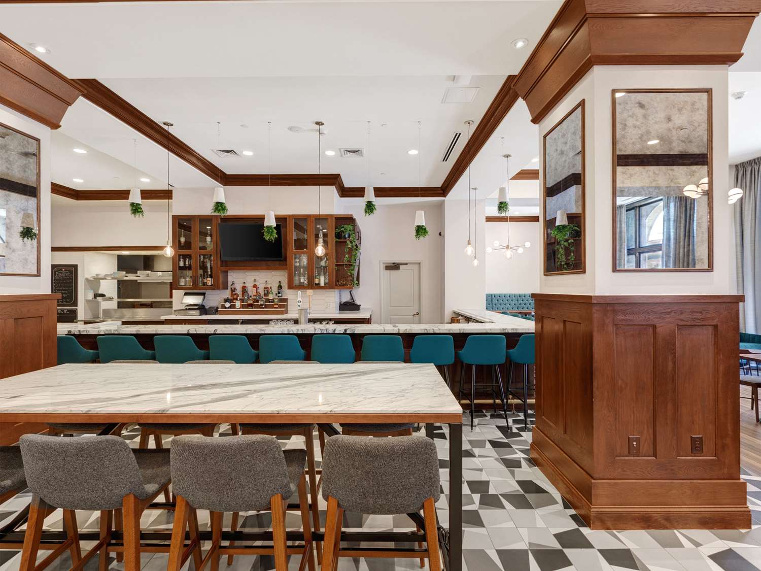 restaurant cafeteria