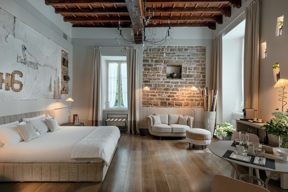 Gombithotel 50/61