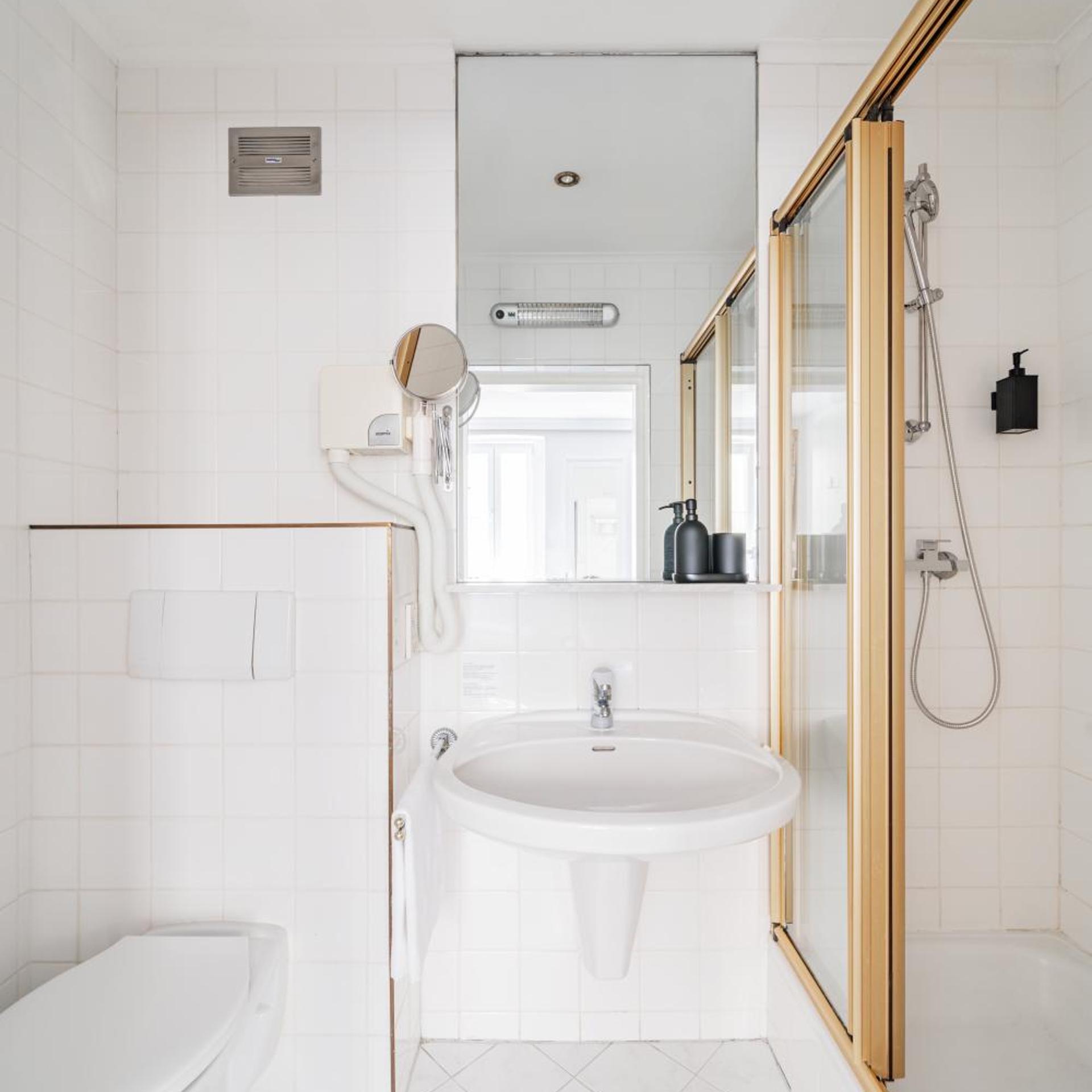 ARTHOTEL ANA ADLON VIENNA 47/51