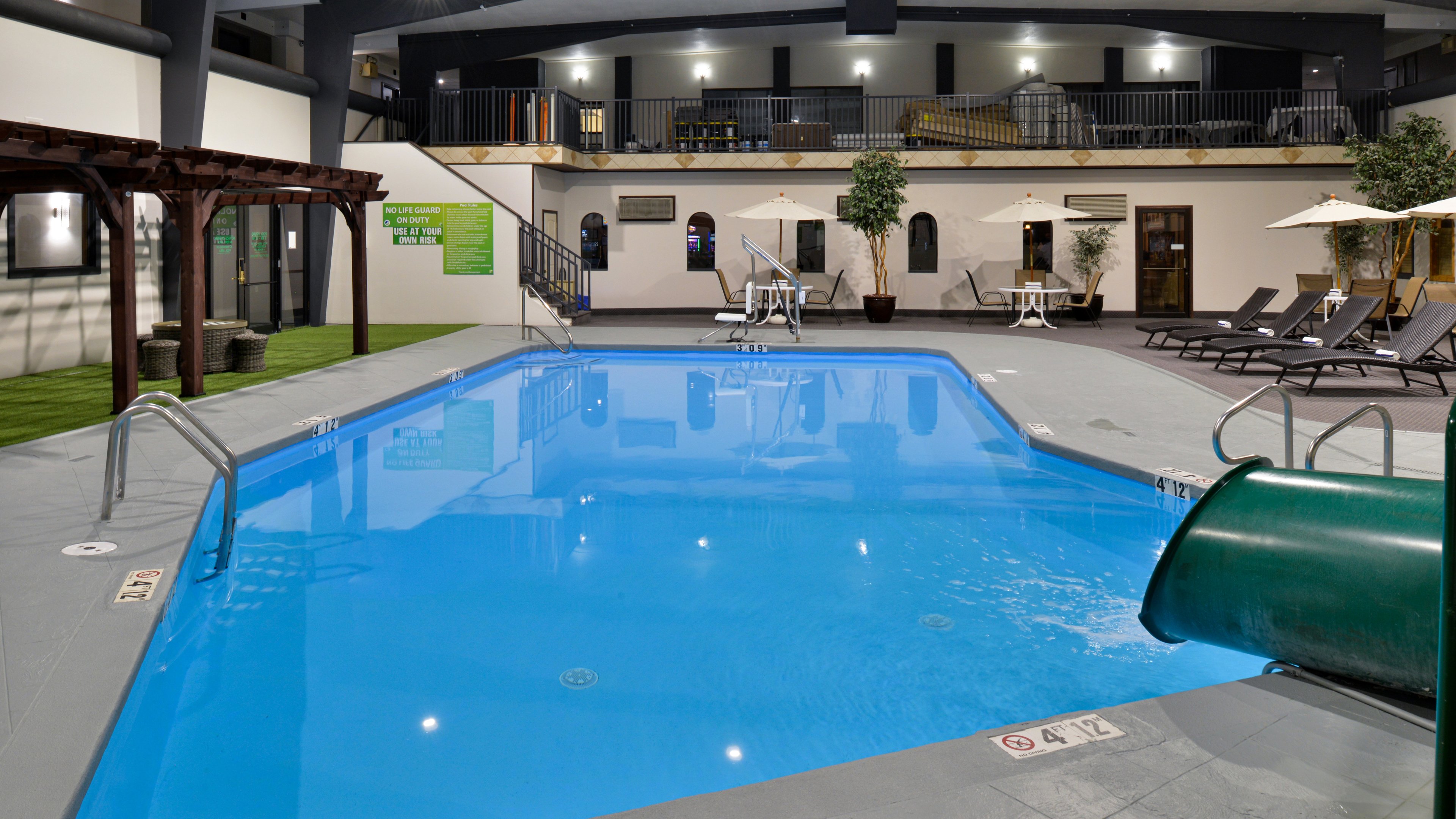 Holiday Inn Great Falls 74/74