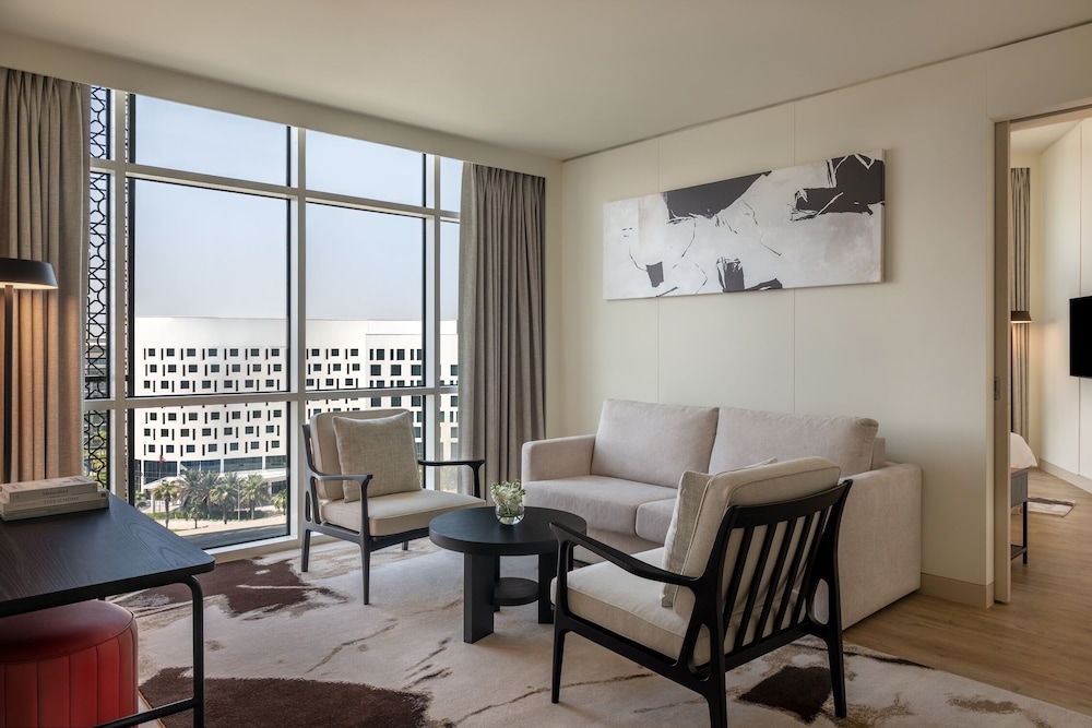 Yas Plaza Marina by IHG 123/144
