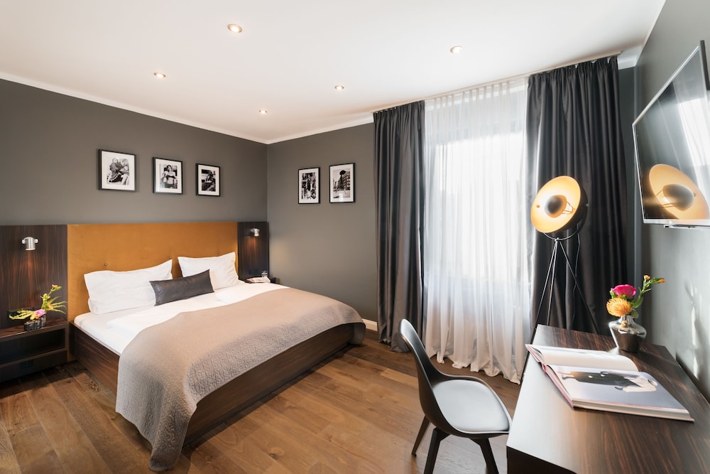 Hotel AMANO Dusseldorf 45/97