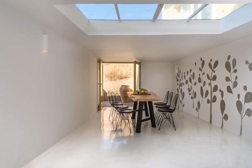 Andronis Concept Wellness Resort 41/43