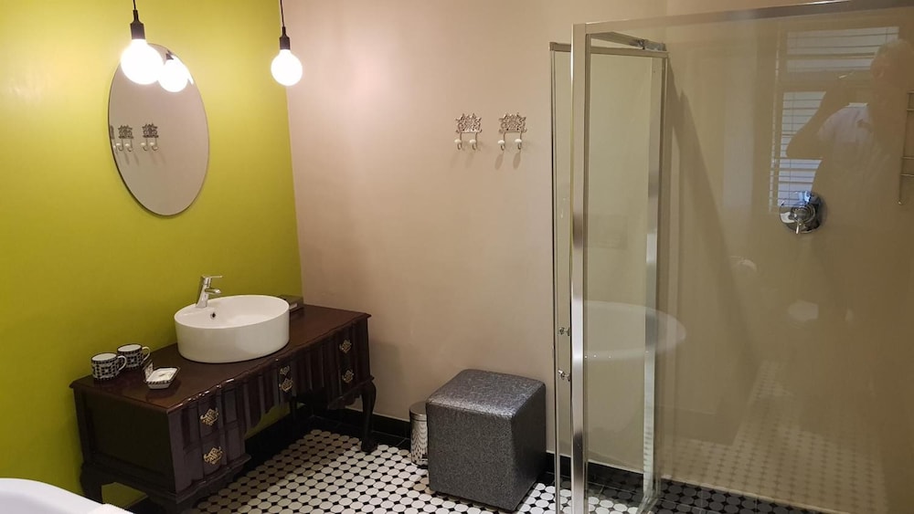 Dias Guest House 50/50