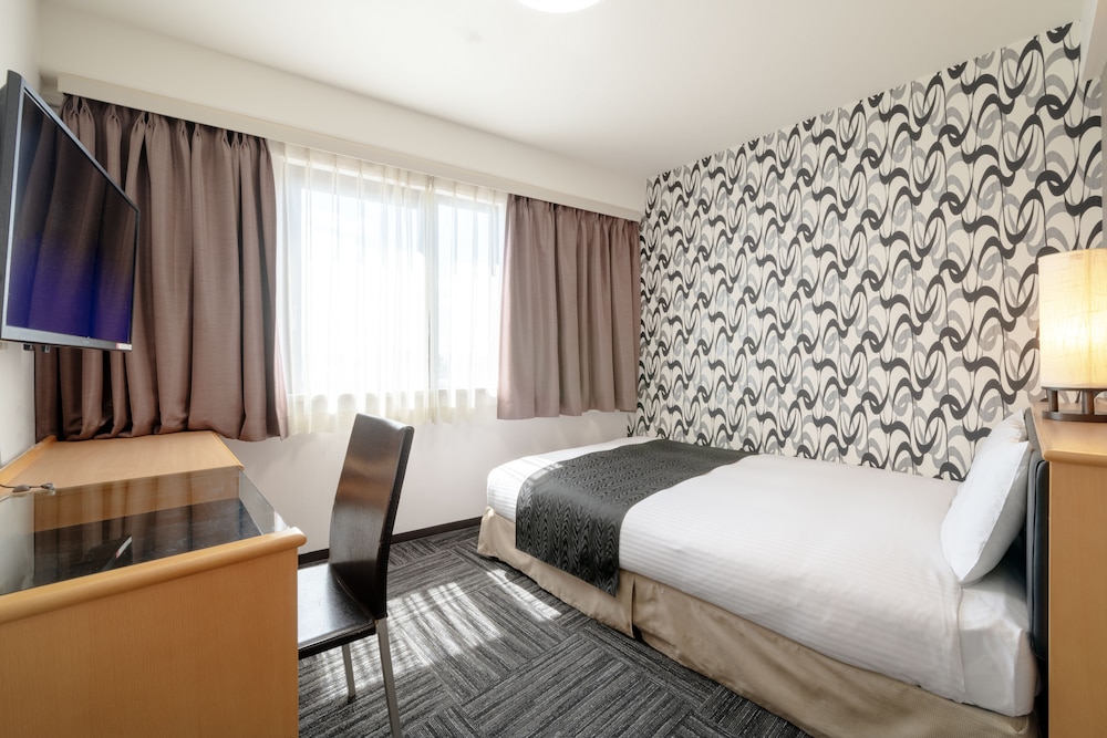 Semi Room, Single Bed, Smoking