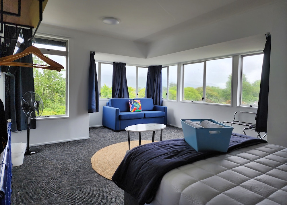 Urban Lounge Sleepery Rotorua, SureStay Collection by BW 30/63