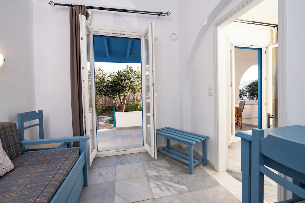Aghia Anna Hotel 27/41