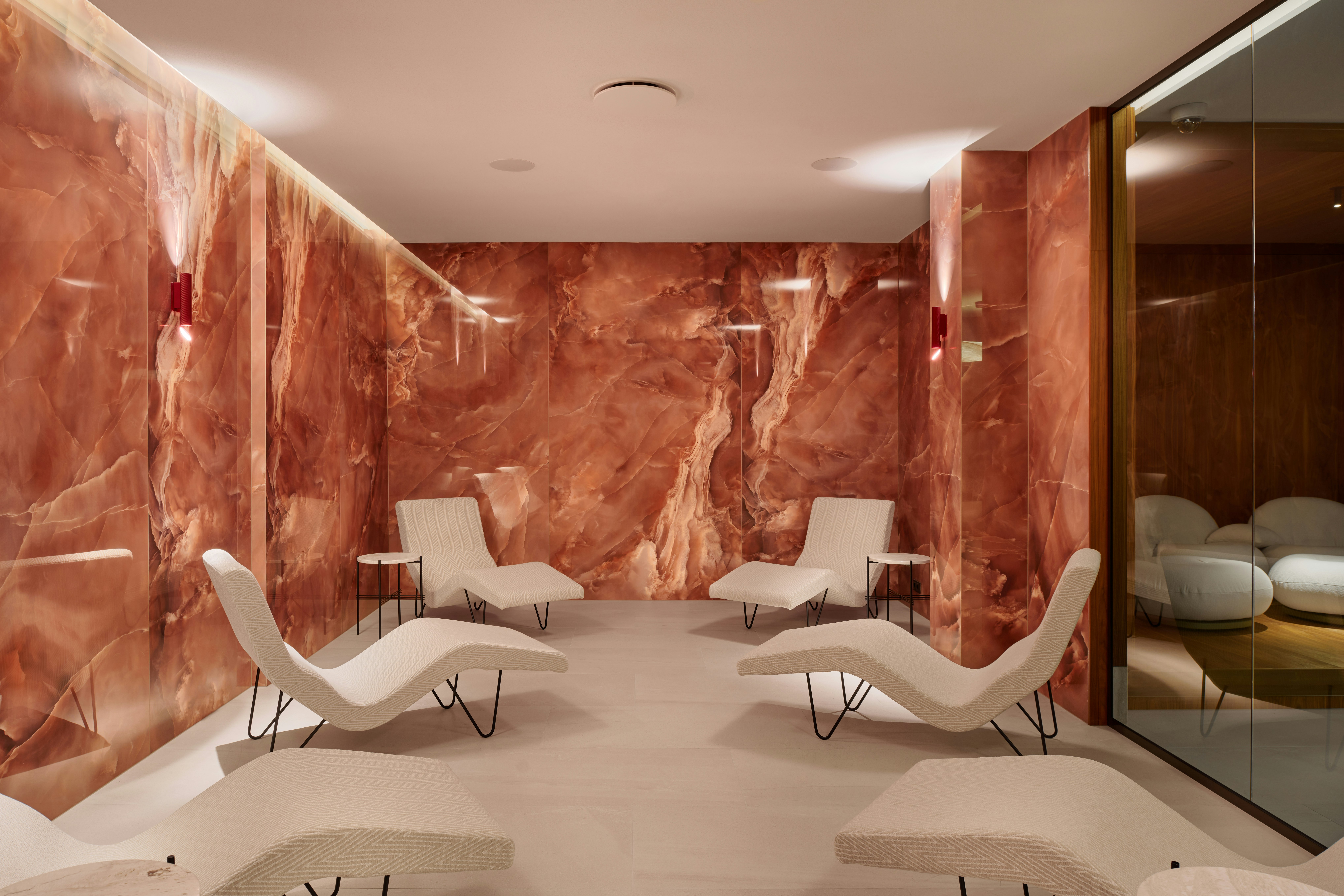 Iceland Parliament Hotel, Curio Collection by Hilton 29/31