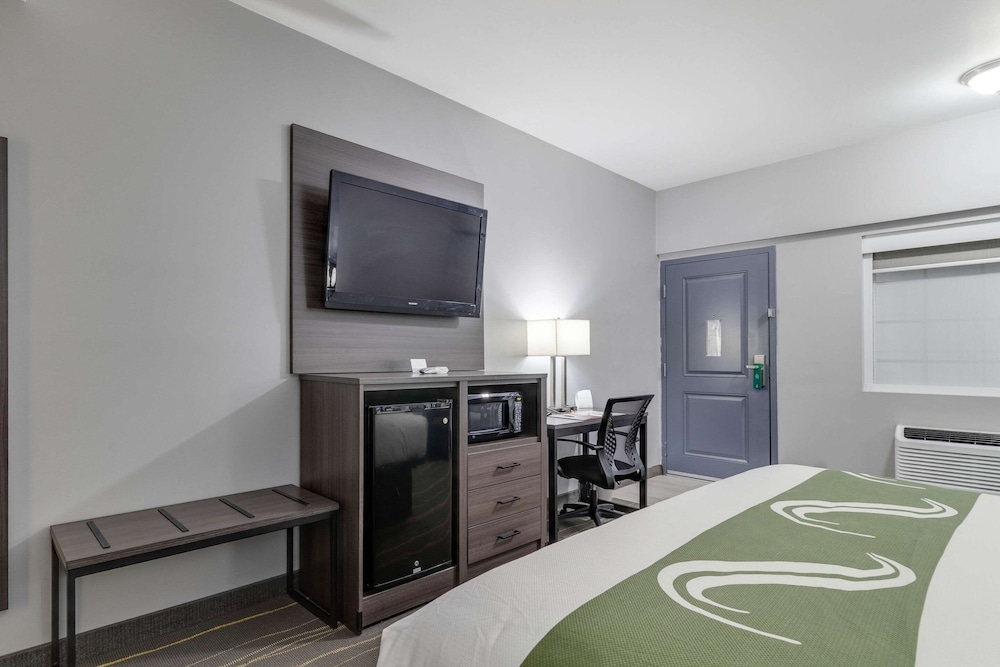 Quality Inn Kodak Sevierville 39/69