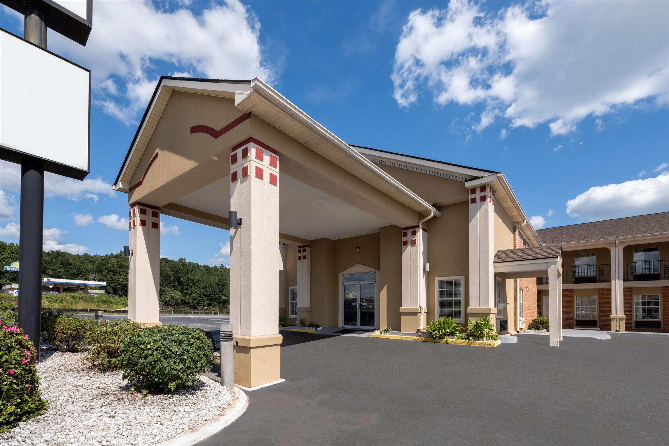 Super 8 by Wyndham Covington GA 2/32