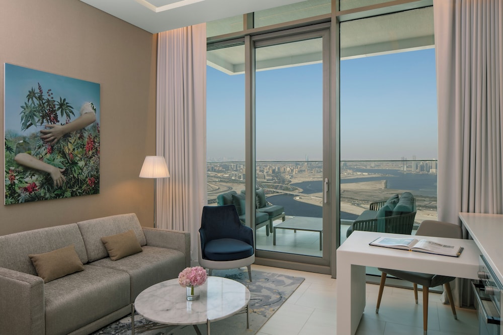 SLS Dubai Hotel and Residences 51/75