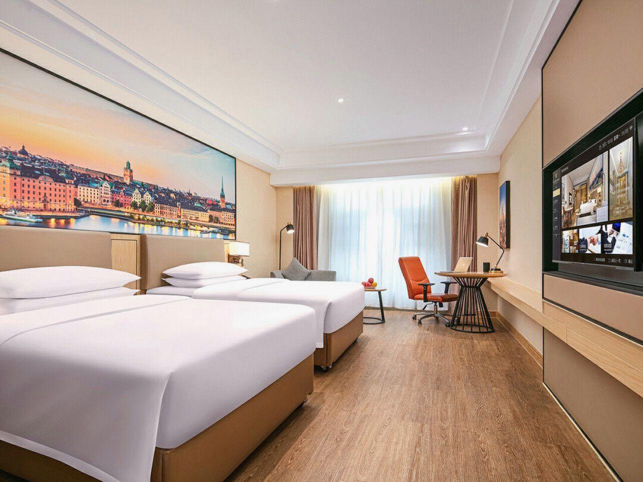 Jinghong International Business Hotel 44/68