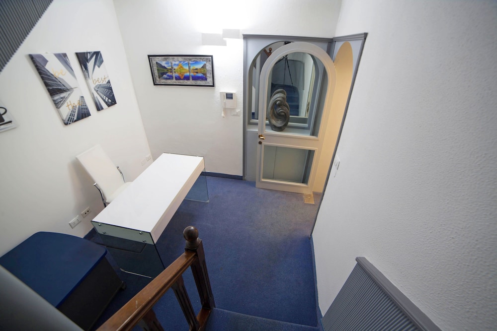 Cadorna House 30/50