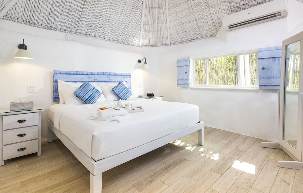 Galley Bay Resort and Spa All Inclusive Adults Only 27/83