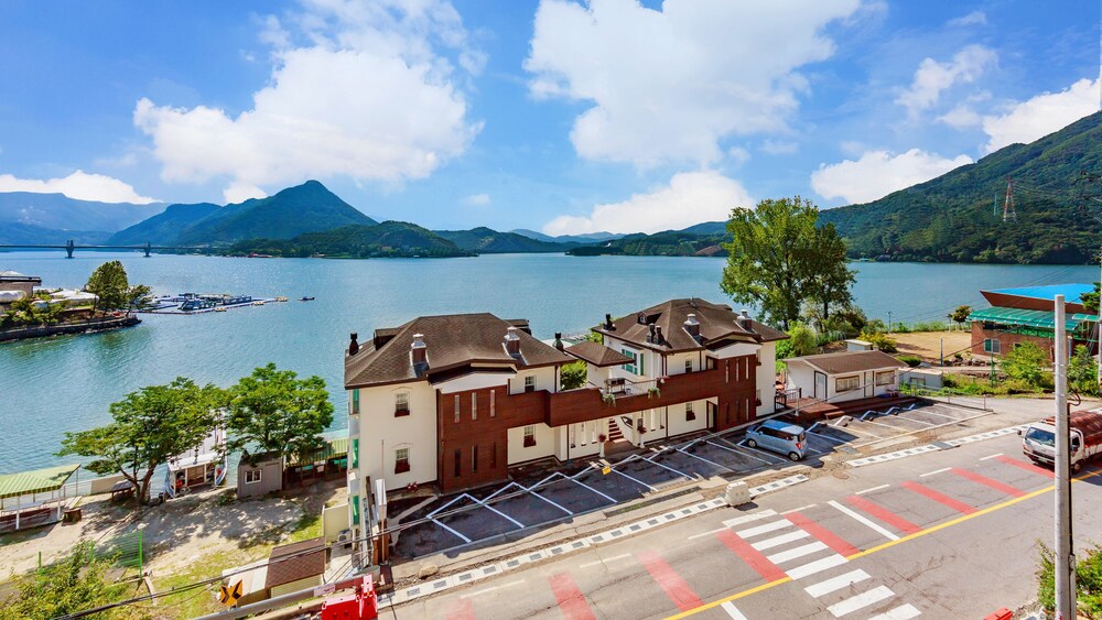 Interlaken Pension In Gapyeong 29/50