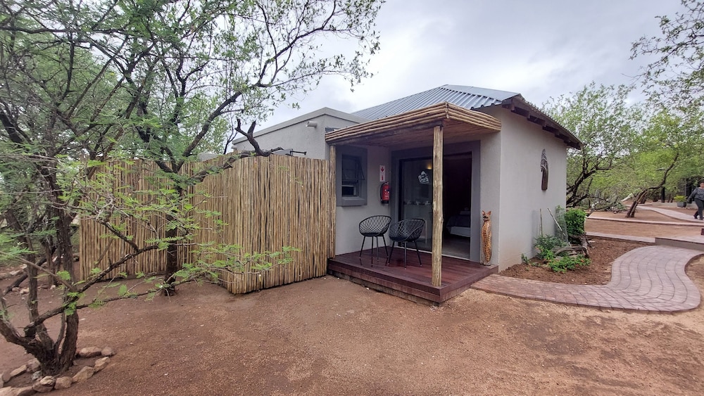 The Baobab Bush Lodge 4/50