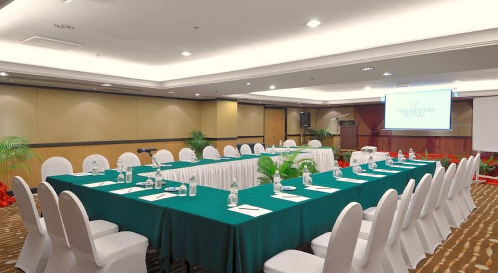 Promenade Hotel Kota Kinabalu 55/67