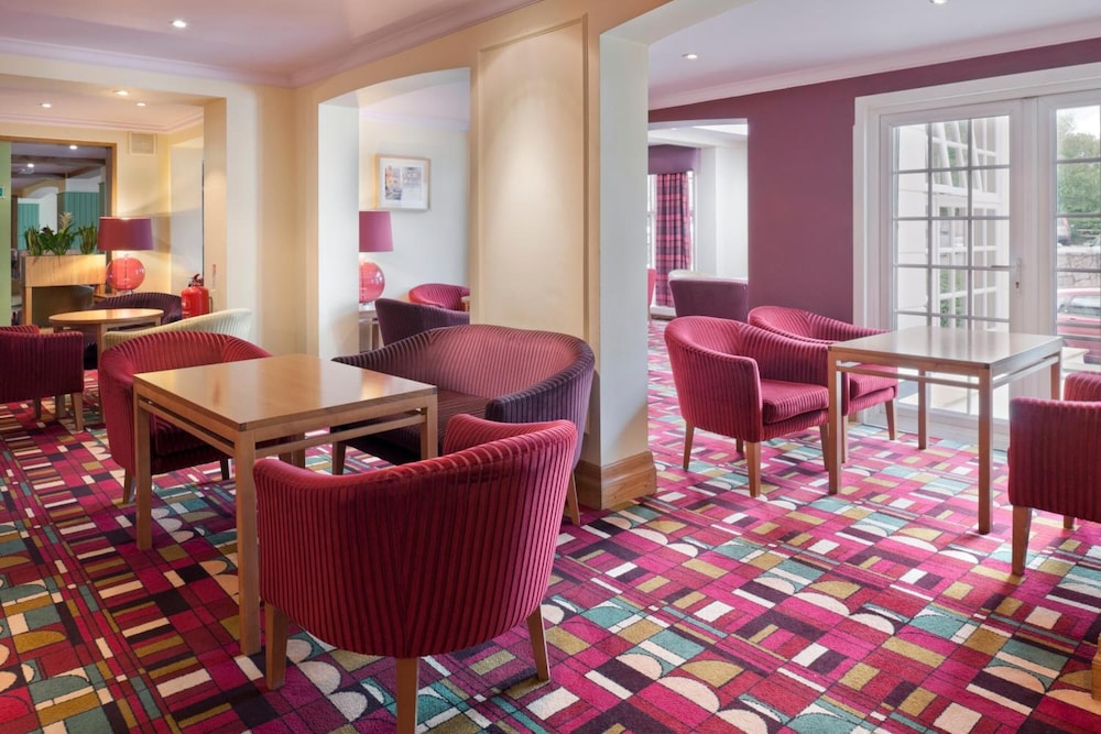 Airport Inn Manchester Hotel and Spa 46/71