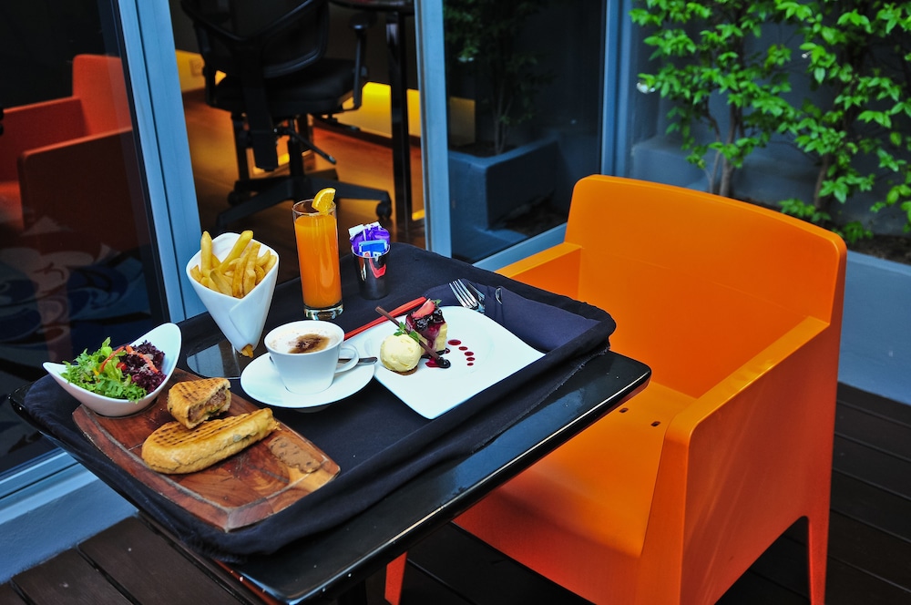 Galleria 10 Hotel Bangkok 45/56