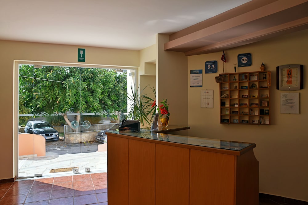 Iolkos Hotel 12/52