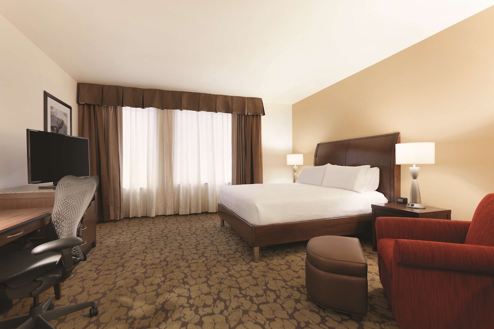 Hilton Garden Inn Rochester Downtown NY 26/66