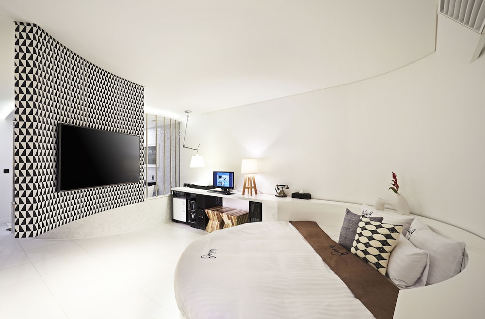 Hotel Boutique 9 10/55