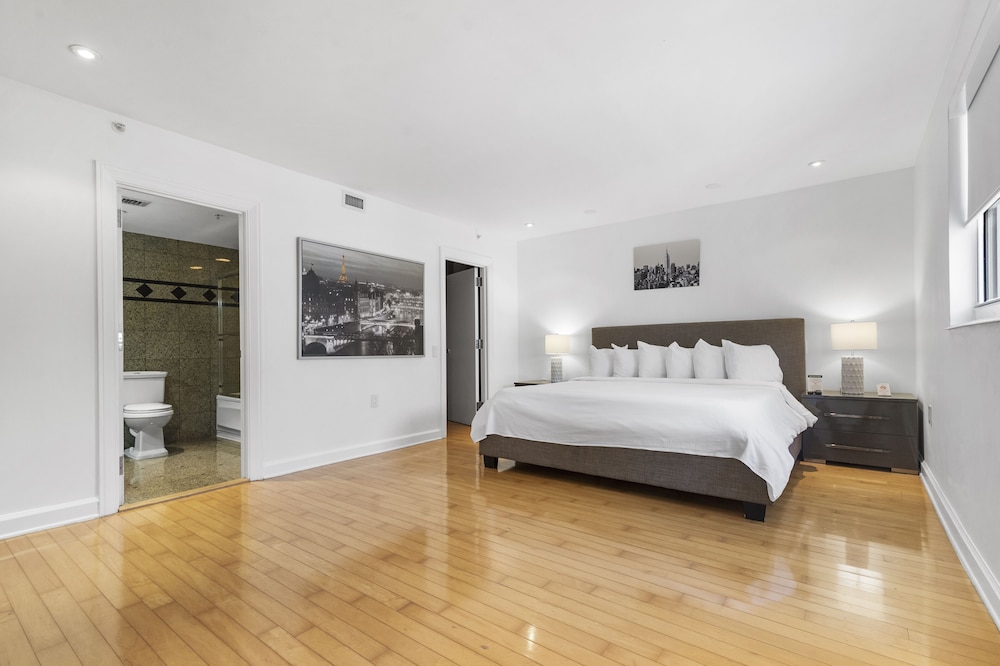 2 BEDROOMS, LUXURY, PENTHOUSE, SUITE