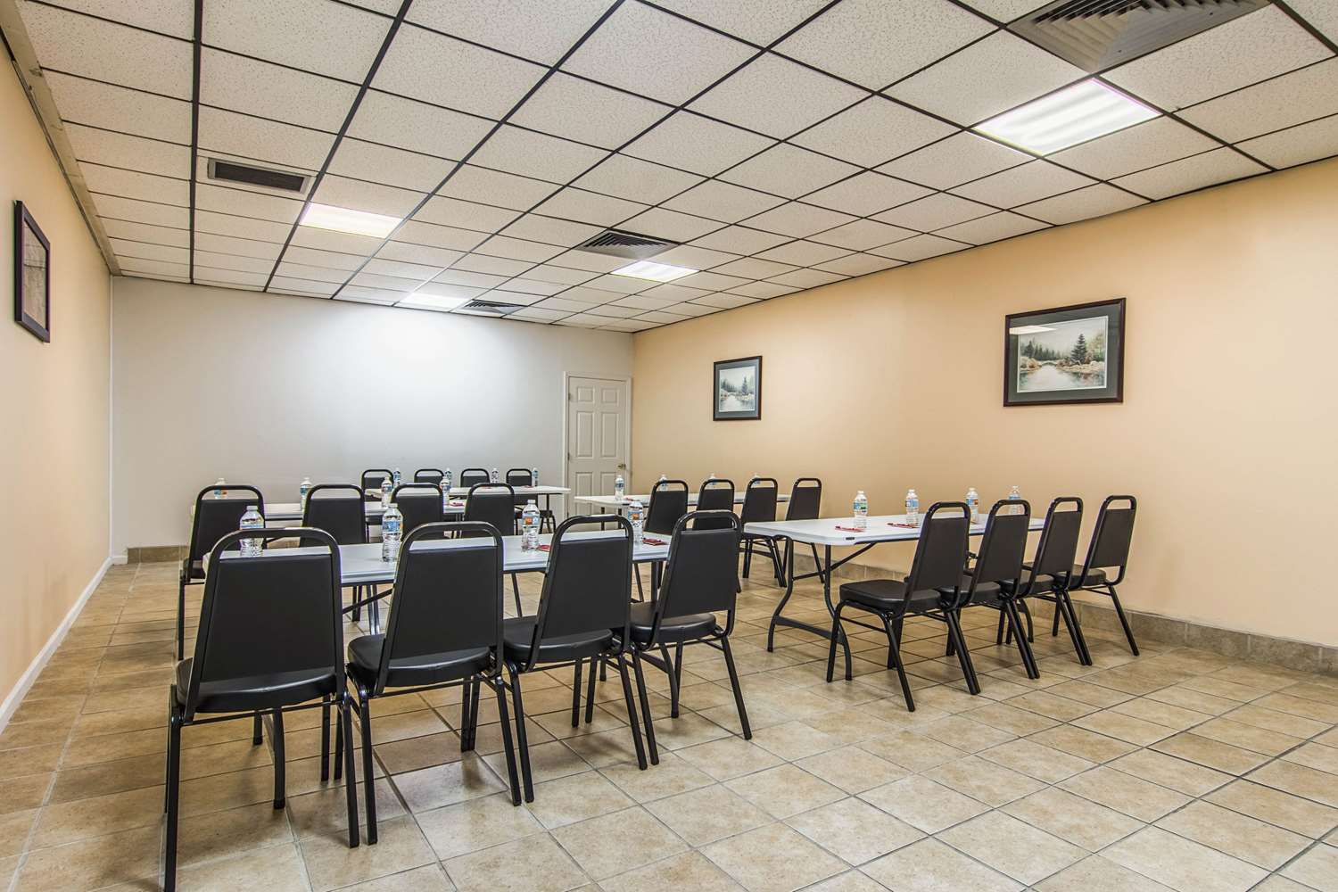 Econo Lodge Fort Payne 11/14