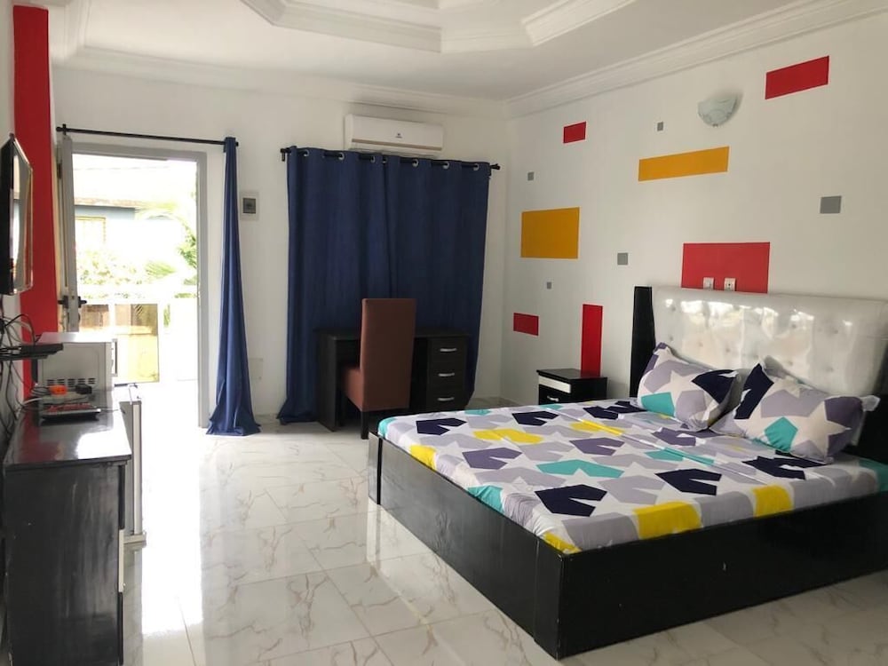 Villa Résidence Séjours & Affaires 16/50