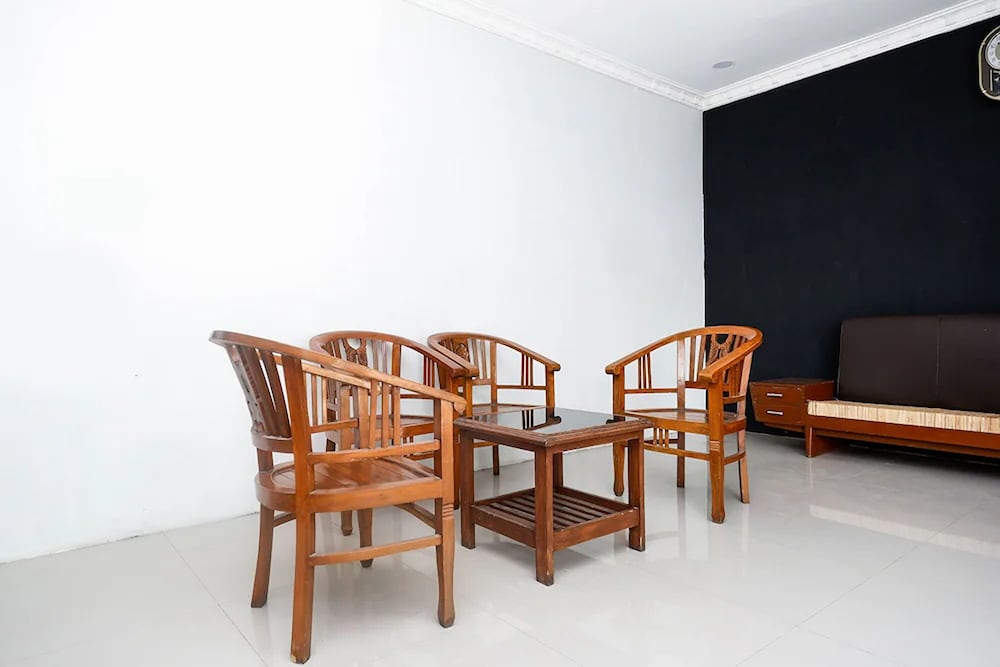 OYO 2055 Perdana Kasih 37/50