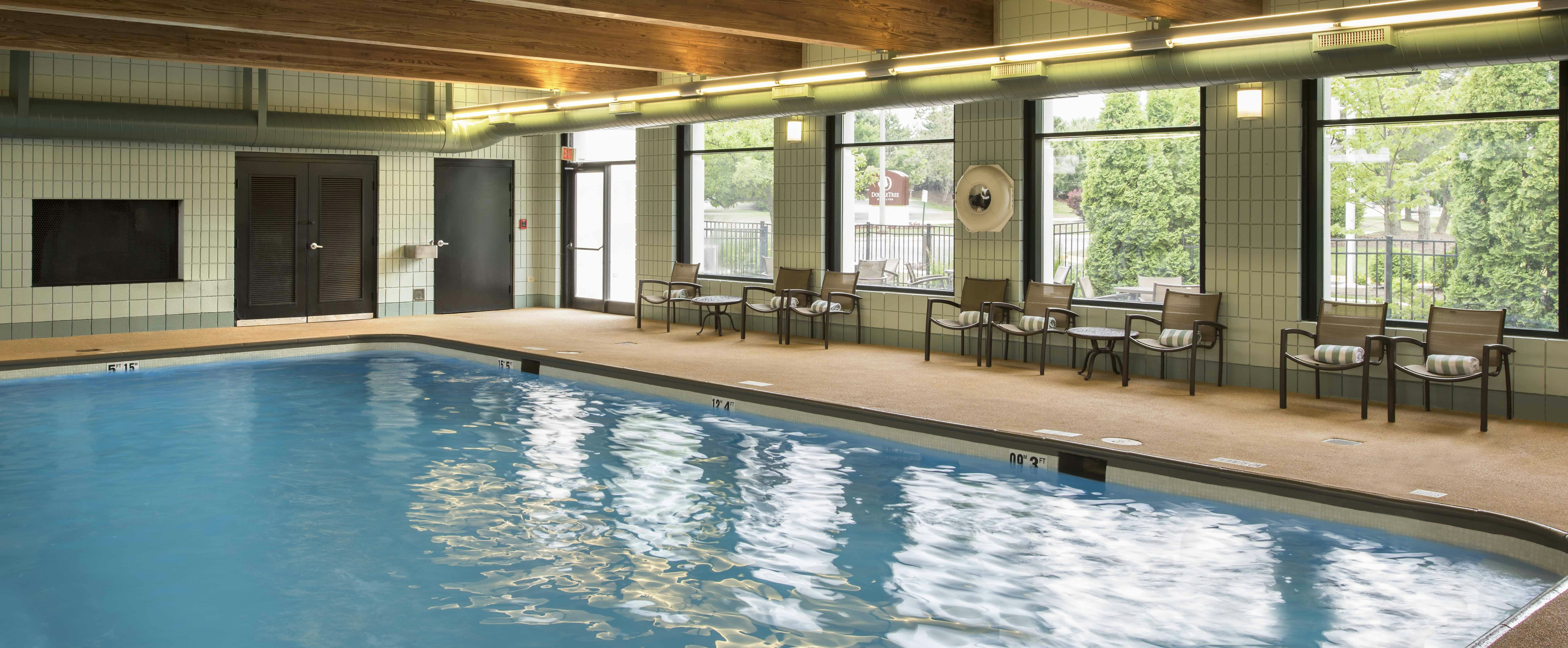 Doubletree By Hilton Chicago Schaumburg 17/45