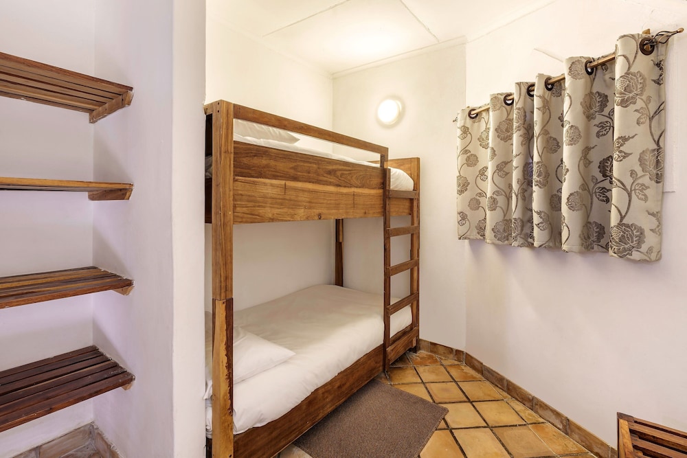 Protea Hotel by Marriott Lusaka Safari Lodge 18/50