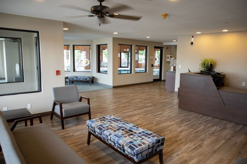 Country Hearth Inn Lomira Hotel 40/48