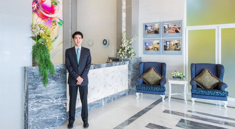 PRATUNAM CITY INN 10/54