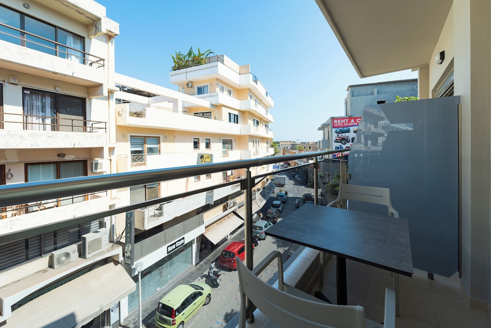 Philia Center Suites 66/73