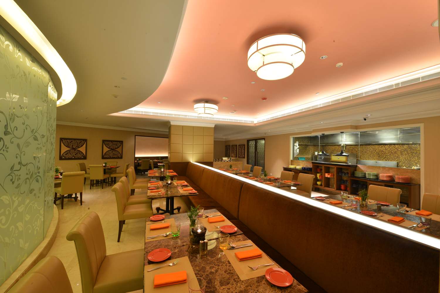 Ramada Plaza by Wyndham Chennai 45/55