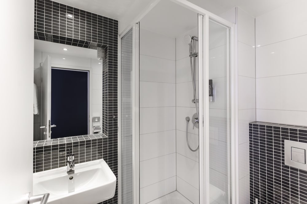 LyvInn Hotel Frankfurt Messe 48/49