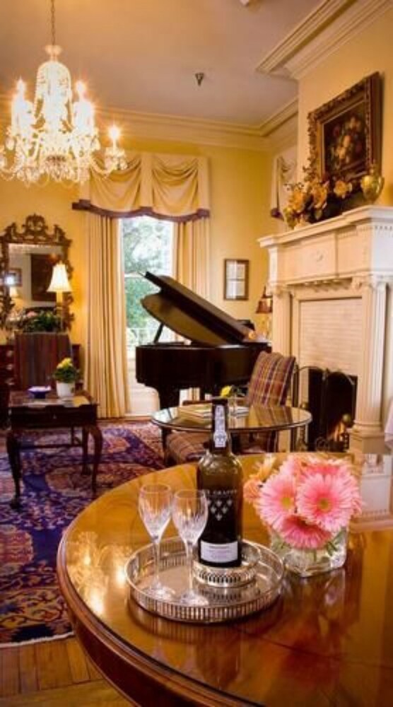 1842 Inn 7/74