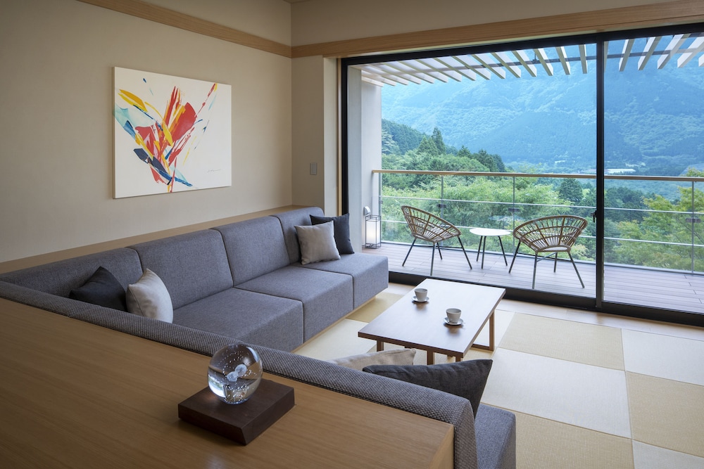 Hoshino Resorts KAI Sengokuhara 35/50