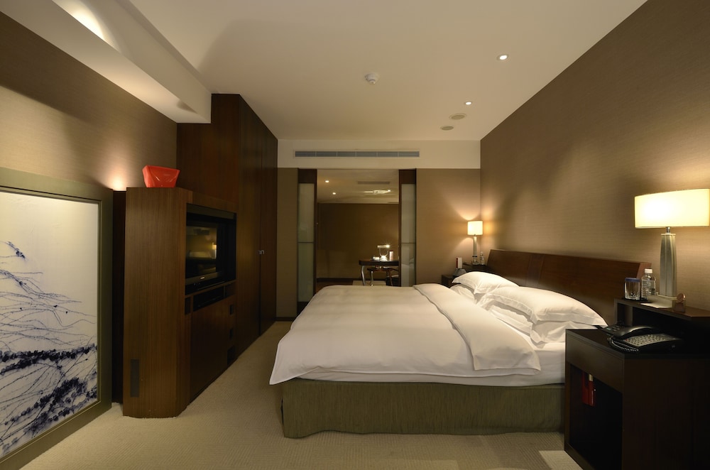 Les Suites Taipei Ching Cheng 10/67