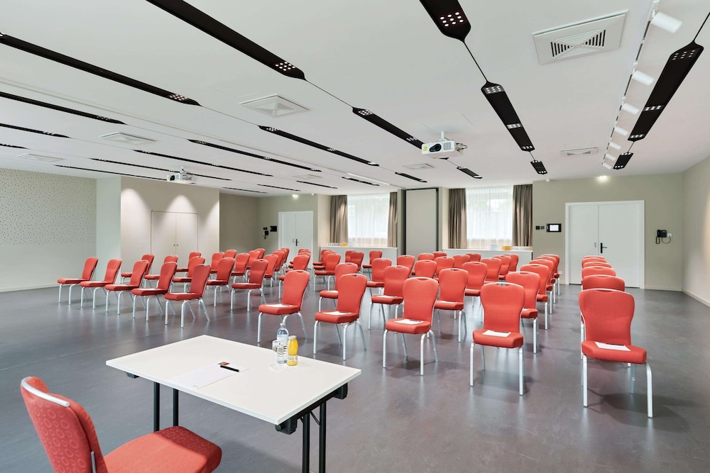 DoubleTree by Hilton Vienna Bosei 54/59