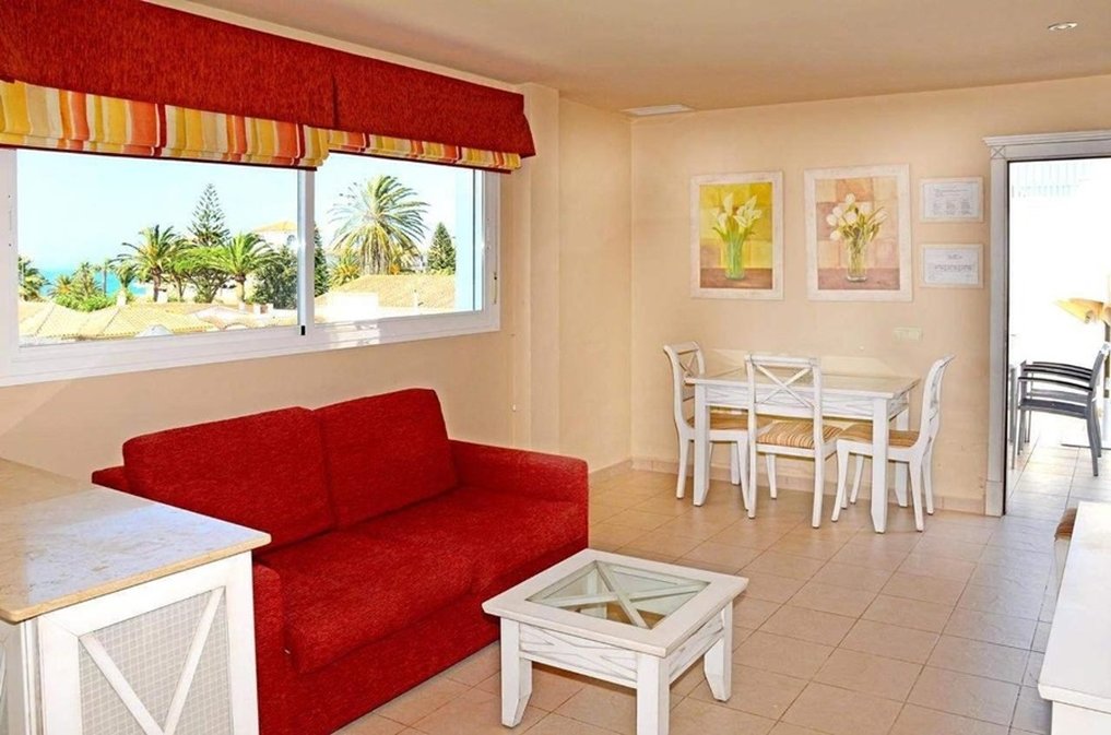 APARTAMENTOS PIEDRAMAR 8/25