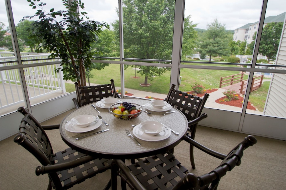 The Suites At Fall Creek 24/49