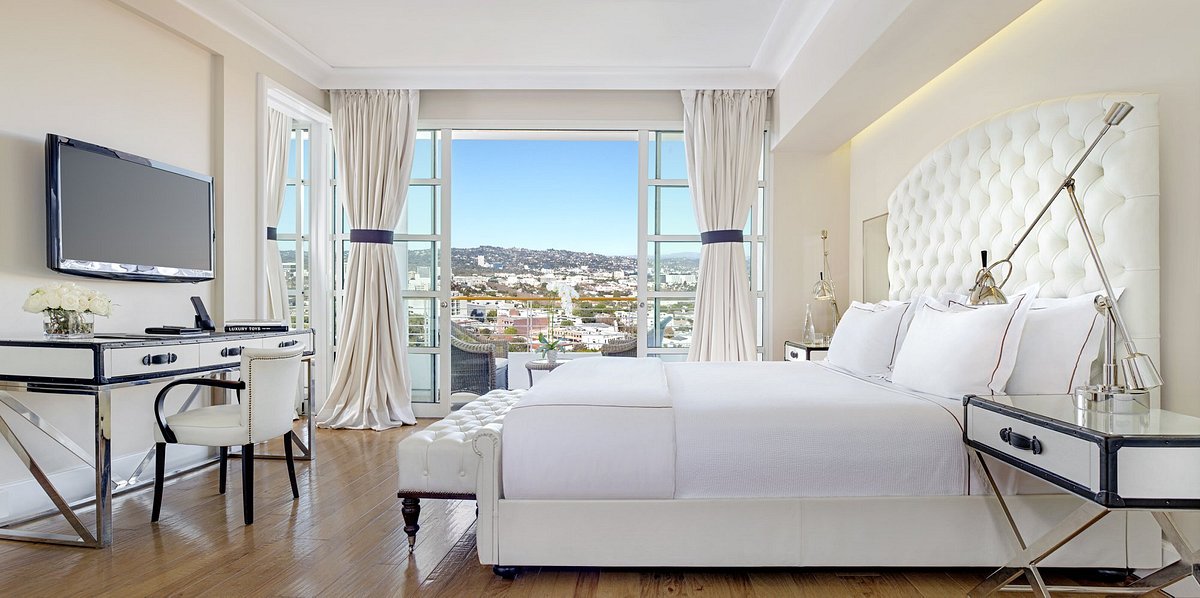 Deluxe, with View