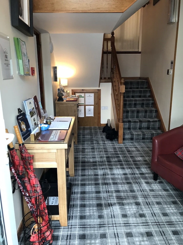 BEN NEVIS GUEST HOUSE 1/35