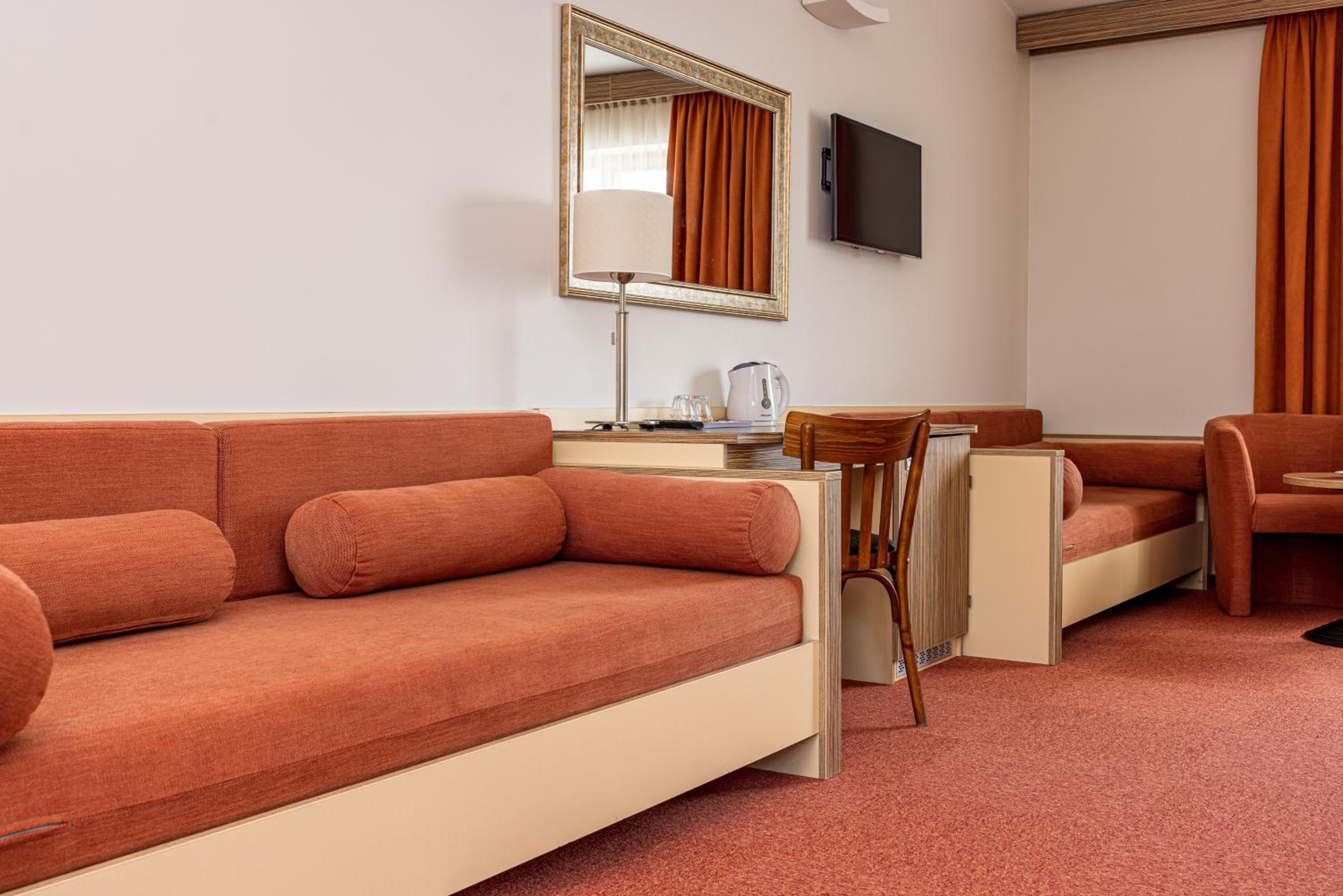 INFO HOTEL 27/50